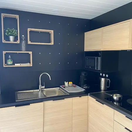 Camping Lacustre De Roudeix *